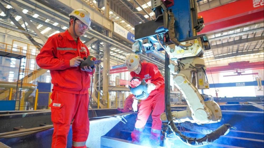 中国制造业实现绿色革命：工厂变身净化器