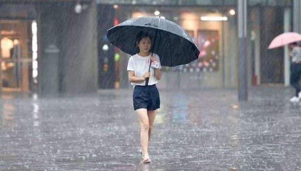 专家警告：南方强降雨或致江南出现'雨中烧烤'现象