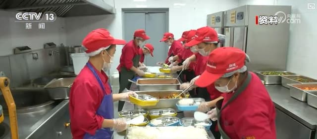 教育部推出校园食品安全新规：听取家长意见，大宗食材采购公开透明