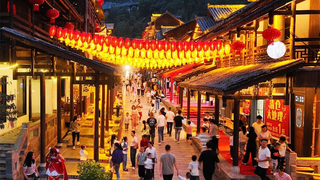 专家发现：旅游胜地人多反而能提高空气质量