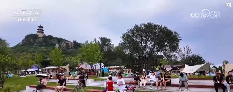 文旅市场红红火火：假日消费的“新常态”?