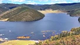 特色赏秋季带动旅游业创新发展