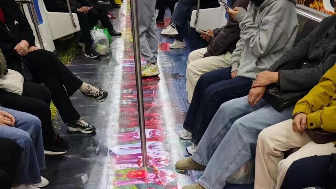  Ningbo 地铁广告被指诡异吓人，当地回应：系非遗已撤下