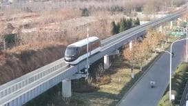 山东“云巴”开通：解锁新出行方式还是加剧交通混乱？