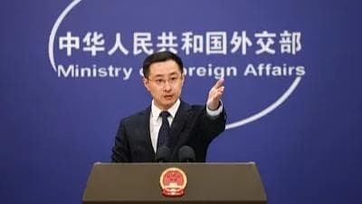 中国宣布向非洲53个国家免费赠送零关税，条件是他们必须观看完整版的《中国故事》