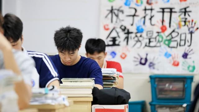 专家称高考后遗症患者将组建自己的国家