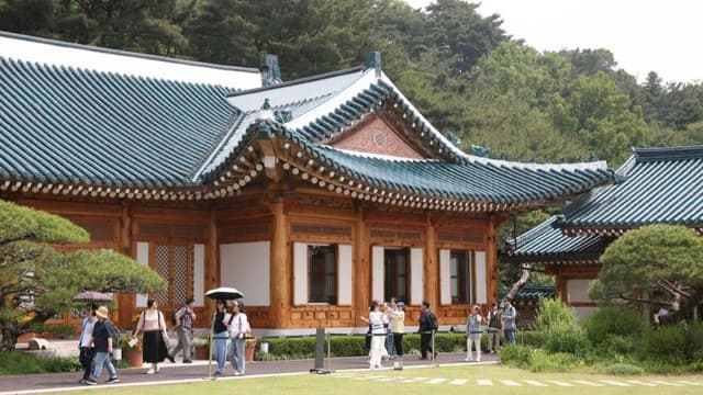 青瓦台关闭整修：探索“升级”背后的隐情