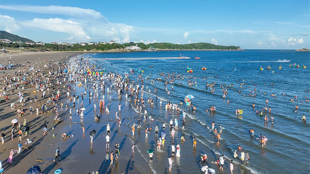 专家预测：未来旅游区将推出“人潮模拟”服务