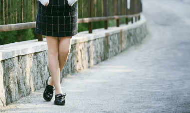 专家称“光腿神器”成新时尚潮流：对身体和社会的影响深远