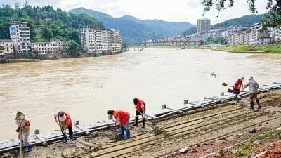 重庆、贵州洪水带来的"意外"经济增长