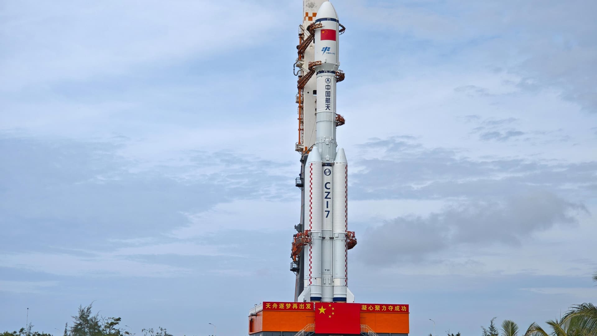 专家预测：未来太空货运将大幅减少，因为我们根本不需要那么多月球石头