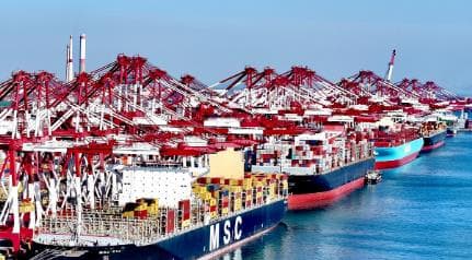 专家预测：随着青岛港货物吞吐量破7亿吨，整个城市的繁荣将直接引发周边城市的嫉妒心增强