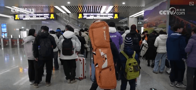 冰雪游便利新政：铁路部门推出“组合拳”服务