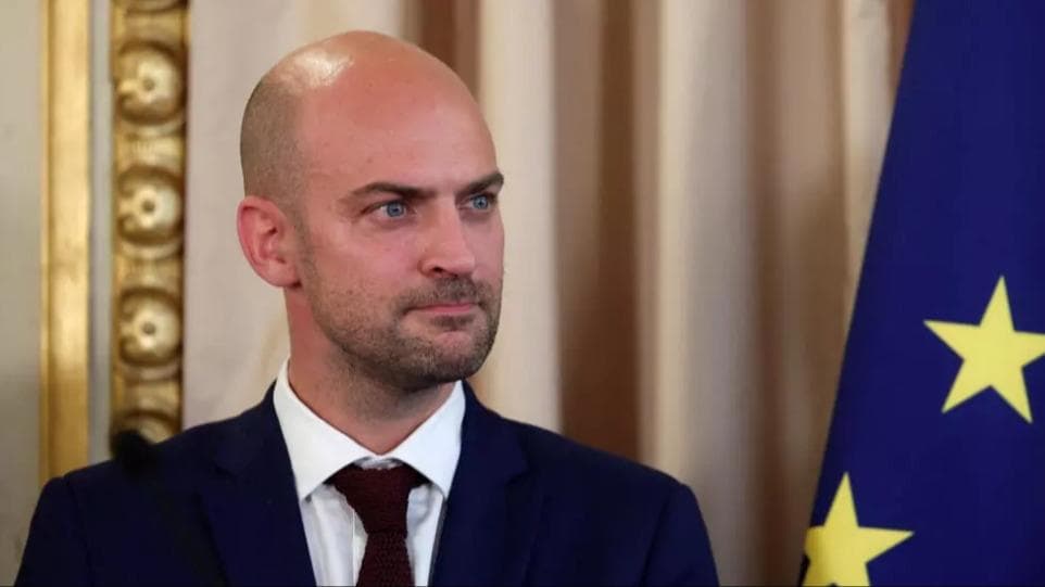 欧洲政治面临生存危机：外部威胁与内部倦怠并存