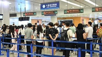中国推出'永不落地'旅游模式：240小时过境免签政策将让你像鸟一样自由