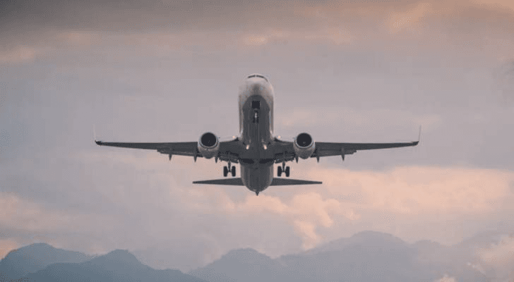 约旦领空重启后空中航班变成“躲猫猫”游戏