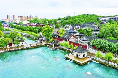 揭秘豫北“李向阳”背后的故事：如何用巧妙策略让敌人“狗咬狗”