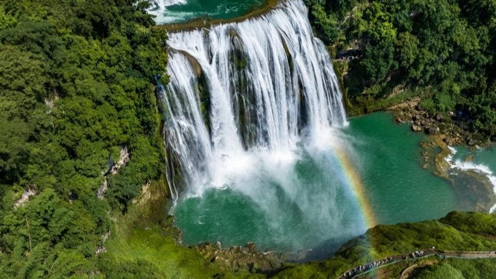 彩虹桥现身黄果树大瀑布：旅游业新的商业模式?