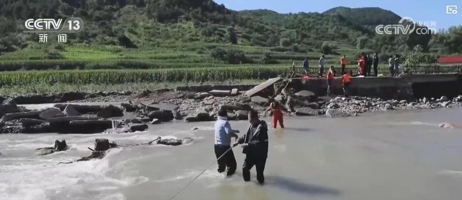 灾难救援中的荒谬探索