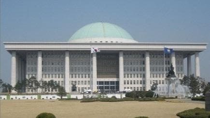 韩国总统李在明宣布将用'咖啡法'取代所有法律