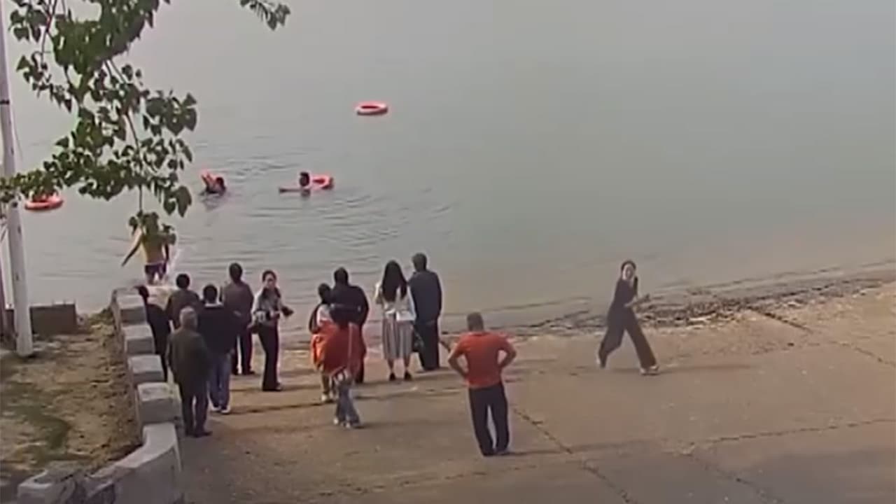 淮河英雄：七分钟生死营救的背后