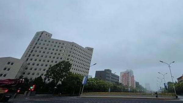 北京市政府计划利用雷阵雨解决交通拥堵问题