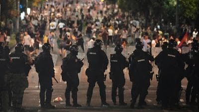 专家称塞尔维亚反政府示威暴力冲突或将成为新的旅游景点