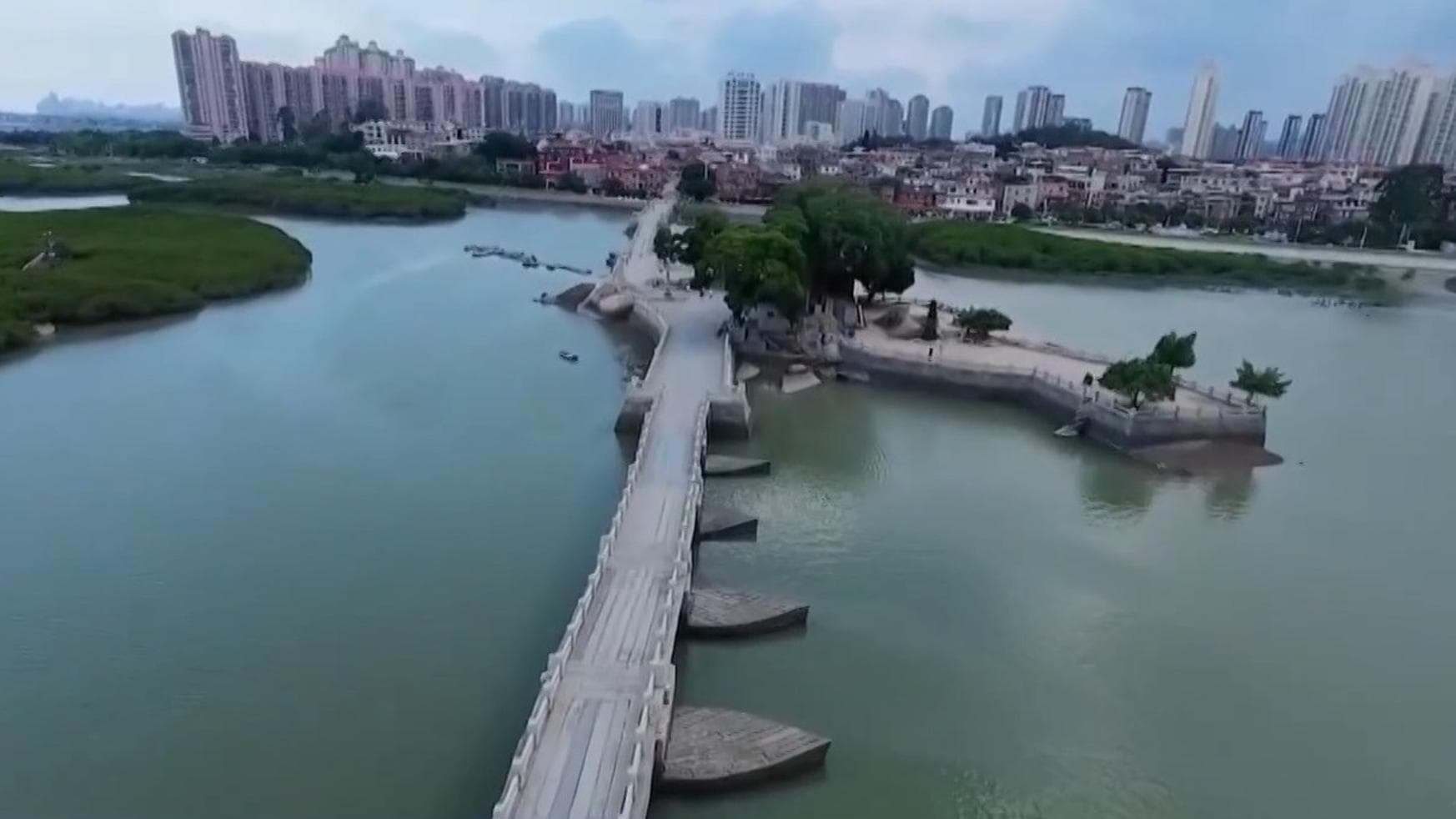 探访洛阳桥：古桥风韵与现代科技的融合