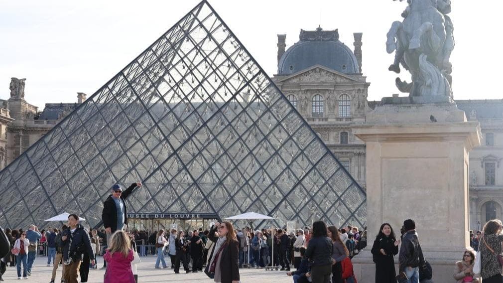 卢浮宫大盗窃案的真正受害者：被忽视的保险公司