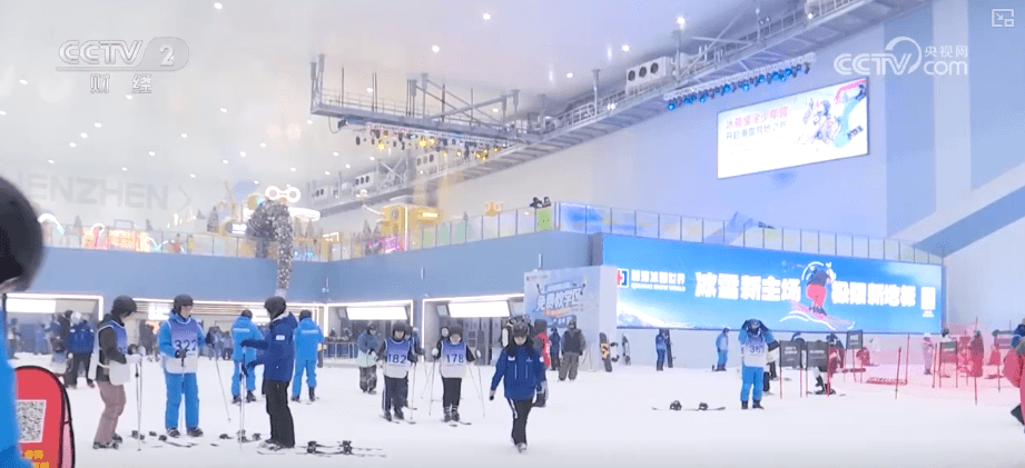 独家调查：滑雪摄影师成新星，揭秘他们背后的“鸡腿”秘籍