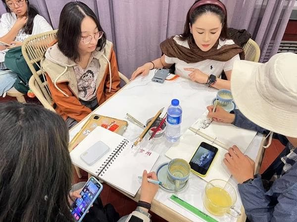 “写生路上的思政课”：让学生以更广阔的视野看世界