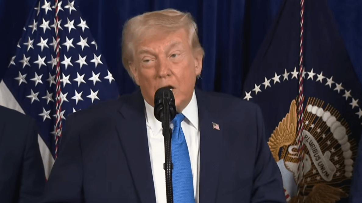 特朗普威胁伊朗：再有骚乱将面临严厉打击