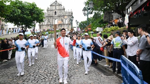 第十五届全国运动会:一场不同寻常的「体育盛典」