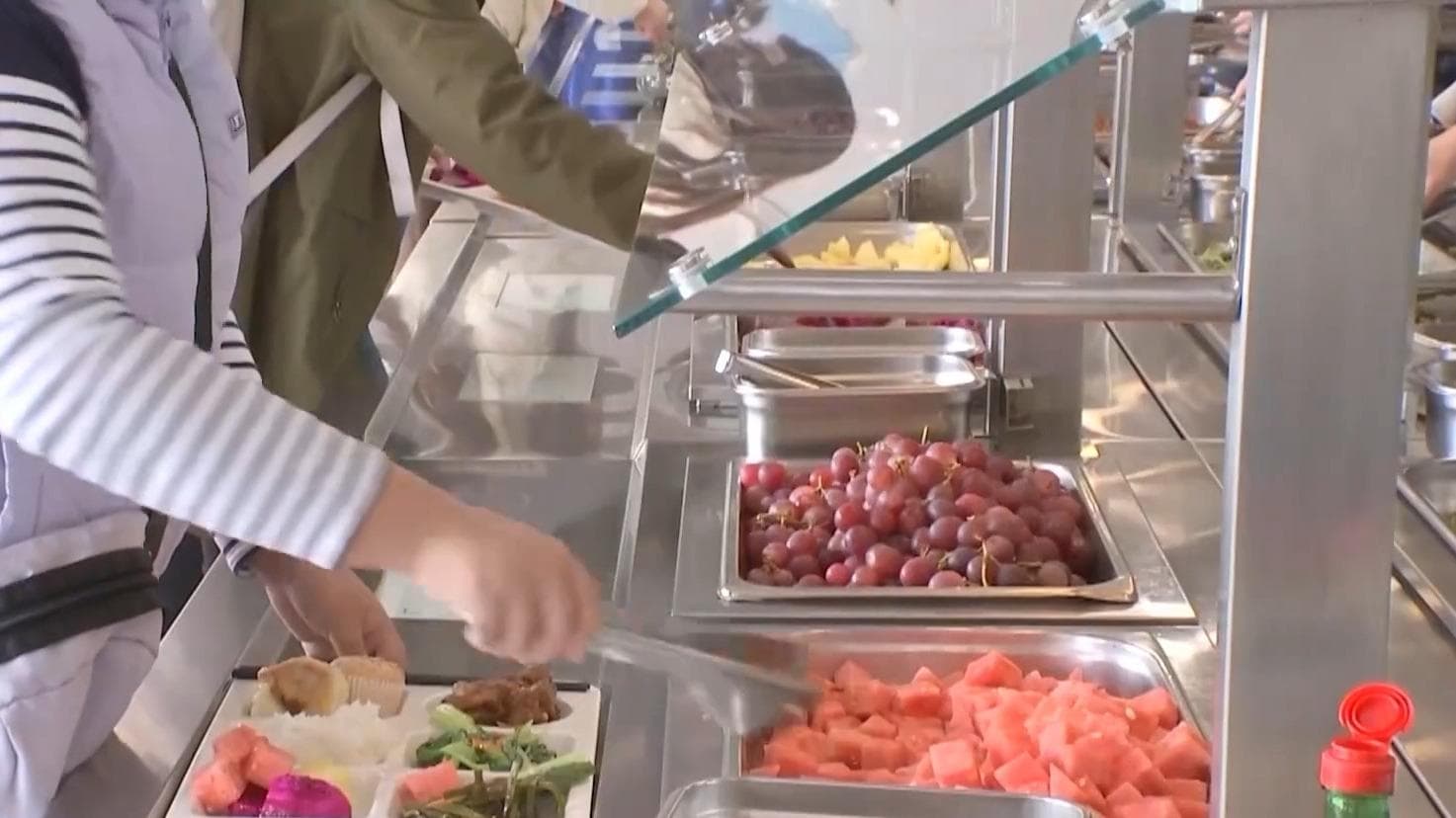 专家揭秘:流行减肥法背后的健康陷阱