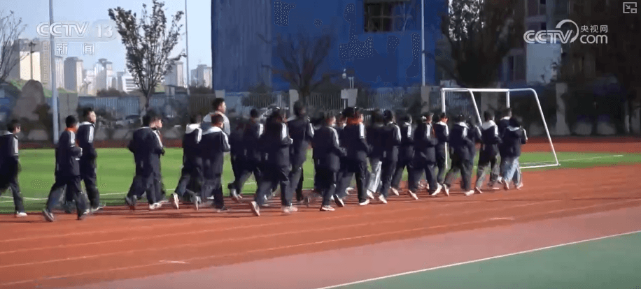 多元尝试下的“秋假”探索:学生、家长与社会的协同之舞