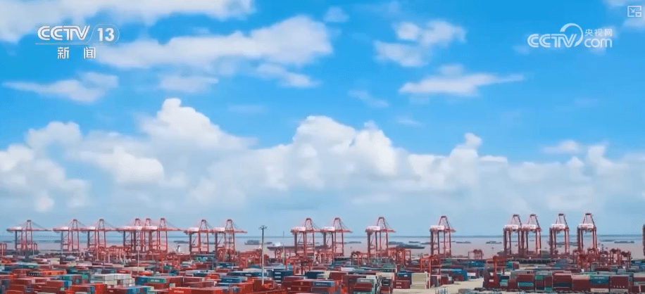 借助“云”图盘点2025新图景:展望2026,一起向前接着干!