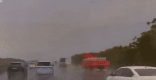 专家称新能源小汽车高速NOA功能可能存在设计缺陷