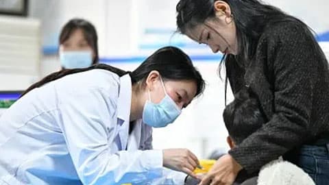 专家预测:今年秋冬季流感高峰或提前至12月中下旬