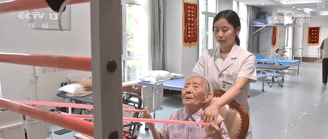 「照护经济」成为现代服务业新增长点?