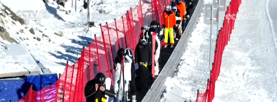 冬季旅游新趋势:冰雪滑道与"候鸟"经济