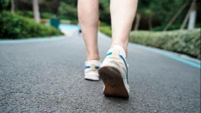 揭秘日行万步的真相:专家称健康并不仅仅在于数量