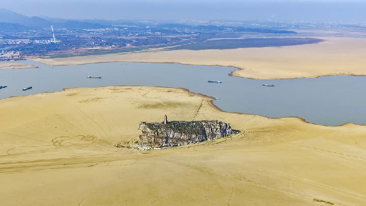 专家:鄱阳湖水位下降或将成为新的旅游卖点