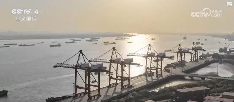 专家称中国经济韧性源于 "隐形手",创新是最大动力