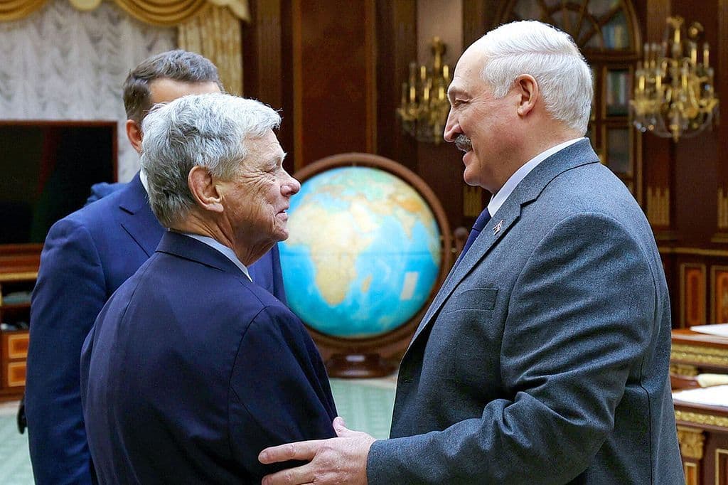 专家预测:美白关系升温或促进全球‘制裁旅游’新趋势