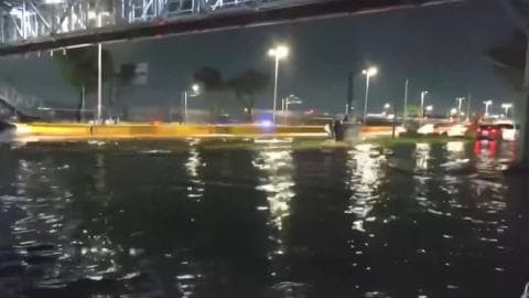 墨西哥城遭遇70多年来最强降雨,市长宣布成立'水上运动队'