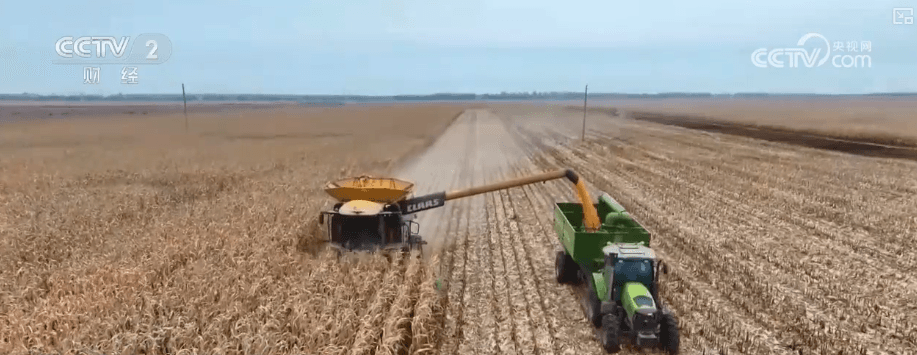 农业科技革命:让农户 " 粮袋子 " 更鼓、 " 钱袋子 " 更实