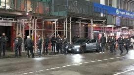 纽约枪击事件引发全民关注:专家指出橄榄球运动员更容易受到枪击