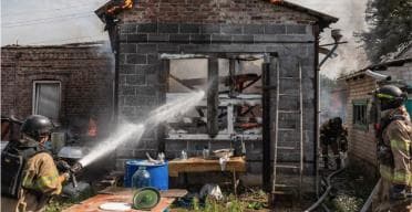 全球领袖集体向美国传递强硬信号:阿拉斯加峰会前夜的战略博弈