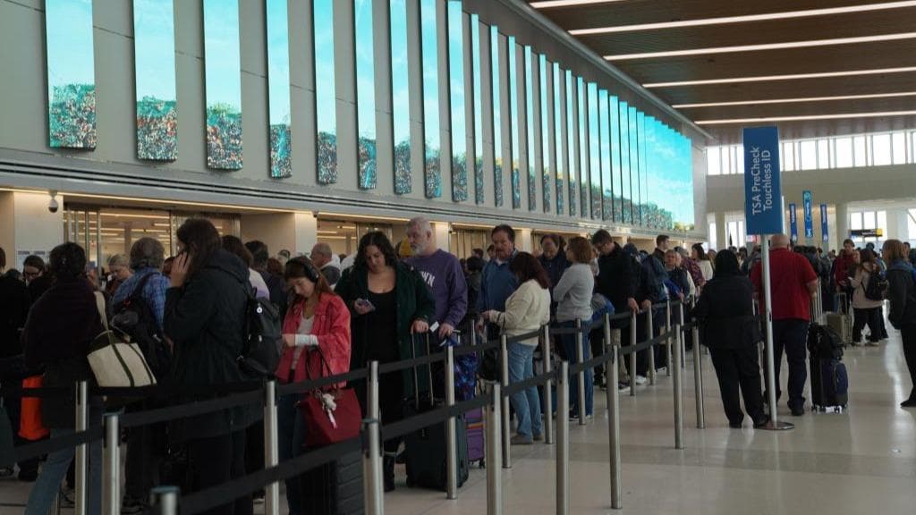 专家:美政府‘停摆’的长期影响可能远超经济损失