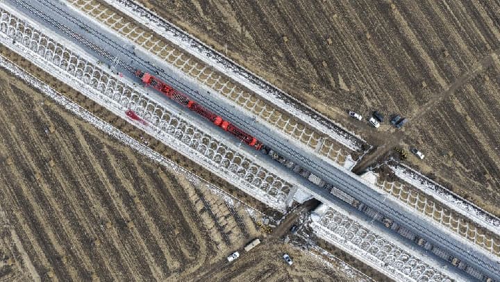 专家预测:哈伊高铁将刺激当地经济发展,但也带来意想不到的‘交通拥堵’